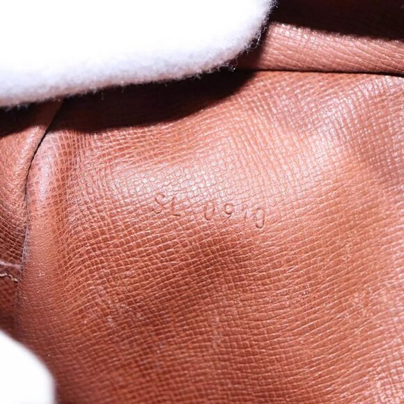 LOUIS VUITTON Monogram Compiegne 28 Clutch Bag M51845 LV Auth 90058 - Picture 13 of 16